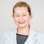 Ms Carolyn Ireland B.Acc, CA, MBA